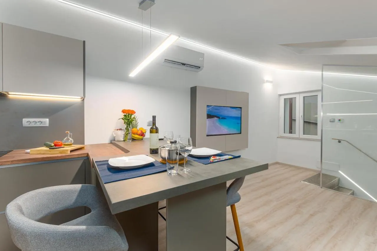 Apartment Ena Near Pula Amphitheater Κροατία