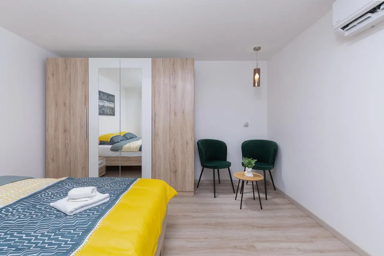 Apartment Ena Near Pula Amphitheater Κροατία