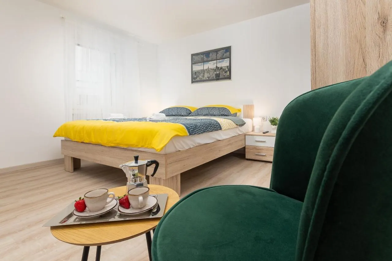 Apartment Ena Near Pula Amphitheater Κροατία