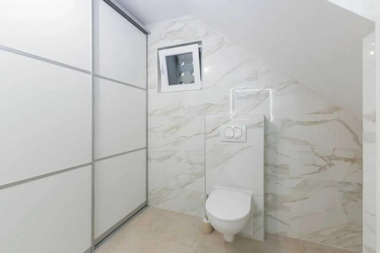 Apartment Ena Near Pula Amphitheater 0*,